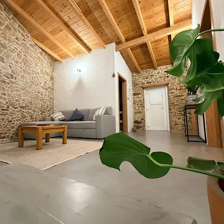 Casa Figueiras Tatil Evi São Pedro da Cadeira