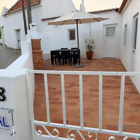 Casa Figueiras * São Pedro da Cadeira